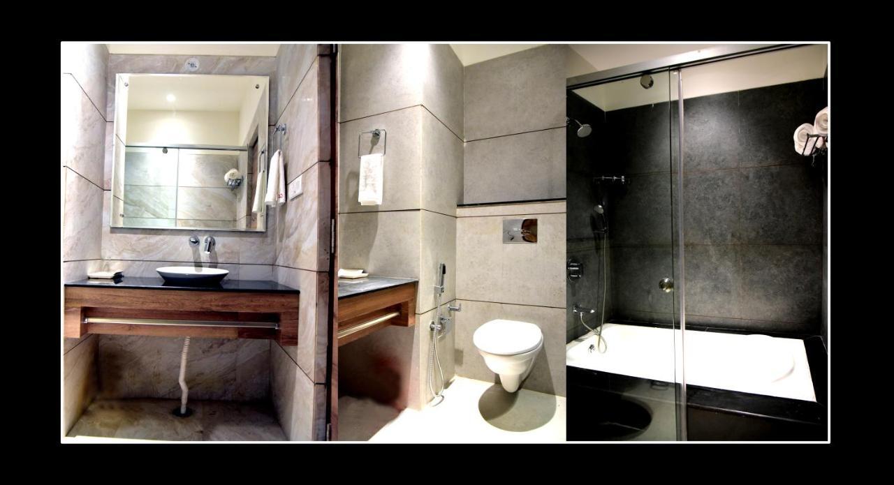 Hotel Crystal Grand Haldwāni Kültér fotó